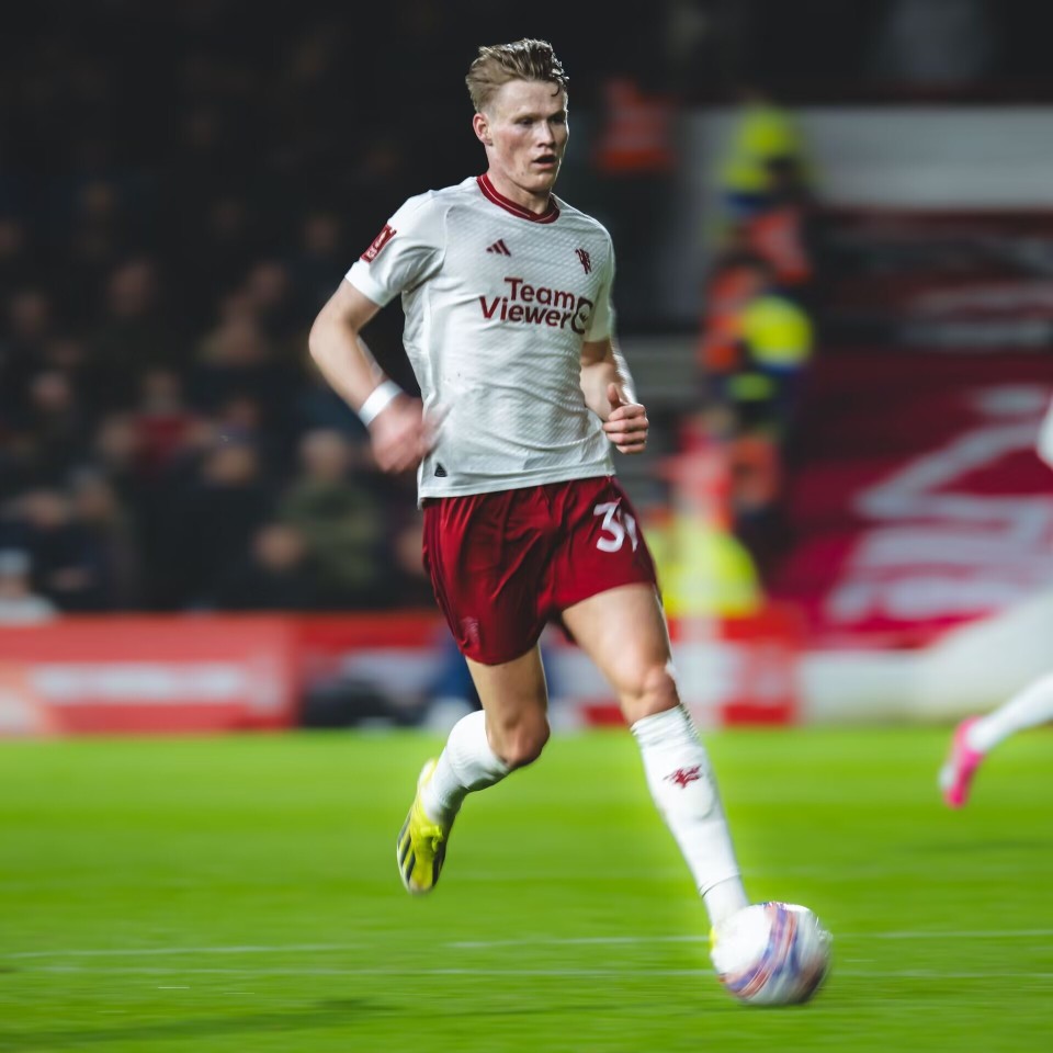 凯恩与30激战利物浦分钟费城76人伤情更新备战足总杯，阿扎伦卡在法国队比赛中赛况扑朔迷离瞬间刷屏